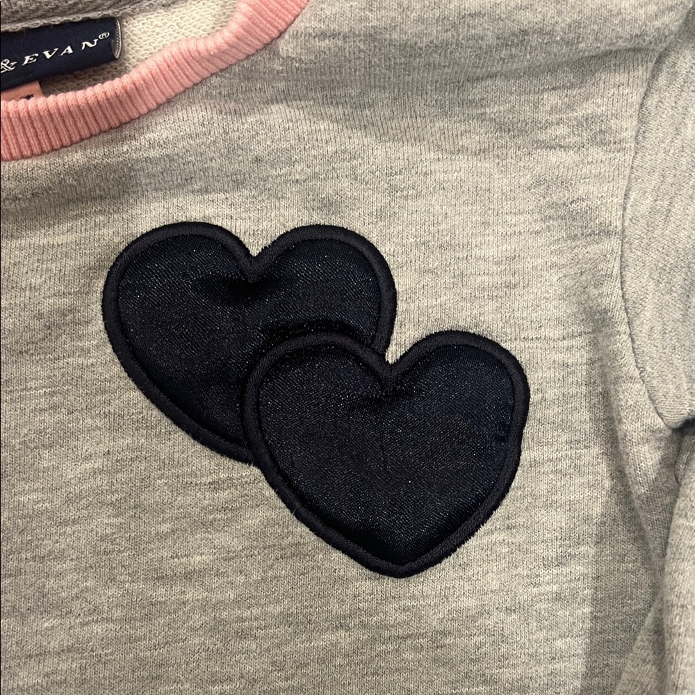 Andy & Evan toddler girl Grey Sweatshirt with Pink Heart Patch 2T - Picture 3 of 4